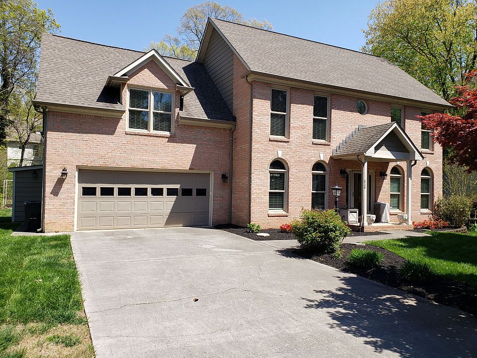 1st image of 2738 Dee Peppers Dr
