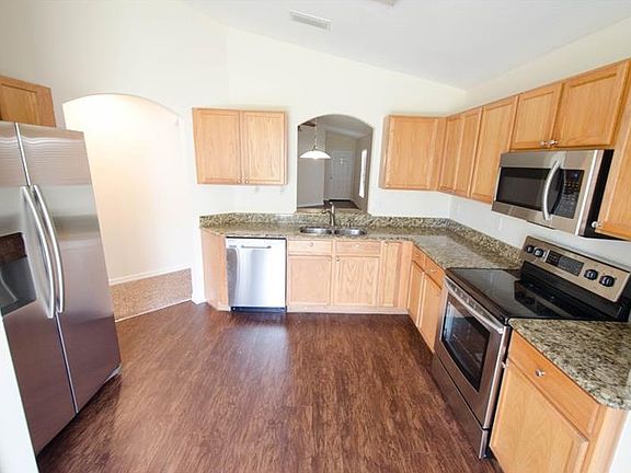 5th image of 1407 Marsh Wood Dr