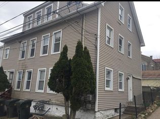 47 Ledyard St #1, New London, CT 06320