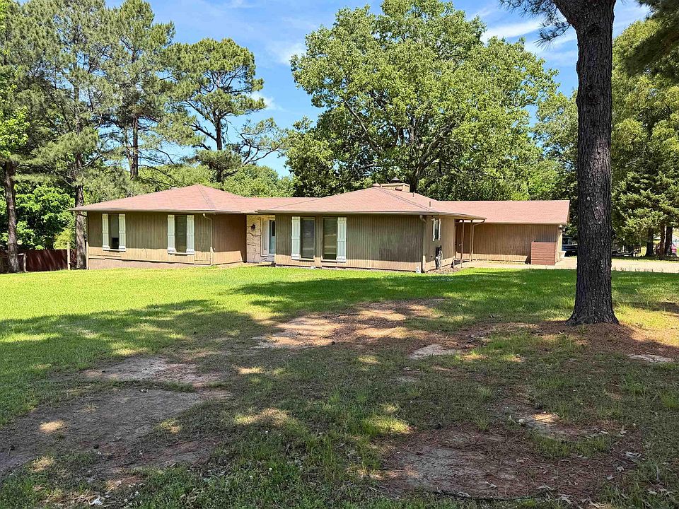1st image of 2700 Spring Valley Dr