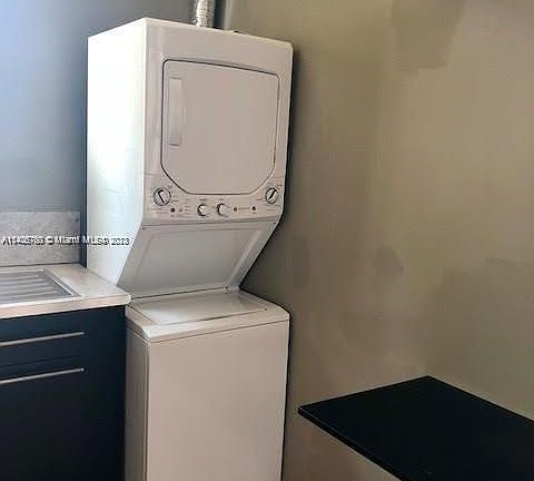 5th image of 508 NE 70th St Floor 2