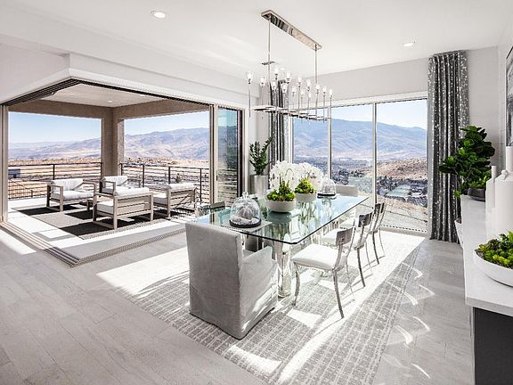 Montrose Elite Dining Room Deck