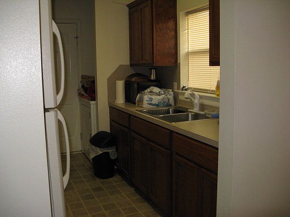 2nd image of 3209 Princeton Ave #97