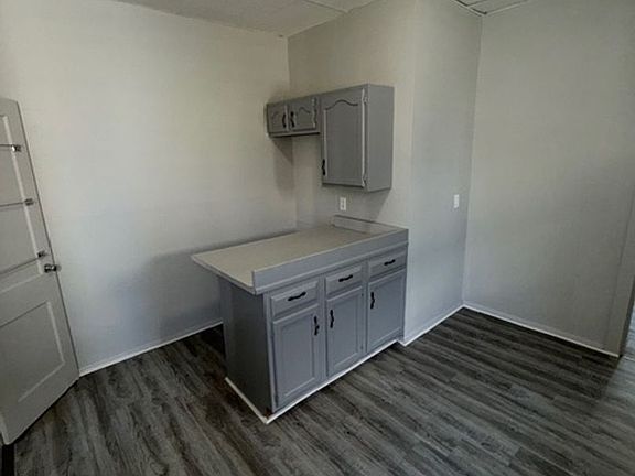 4th image of 306-308 E Florida St #306-A