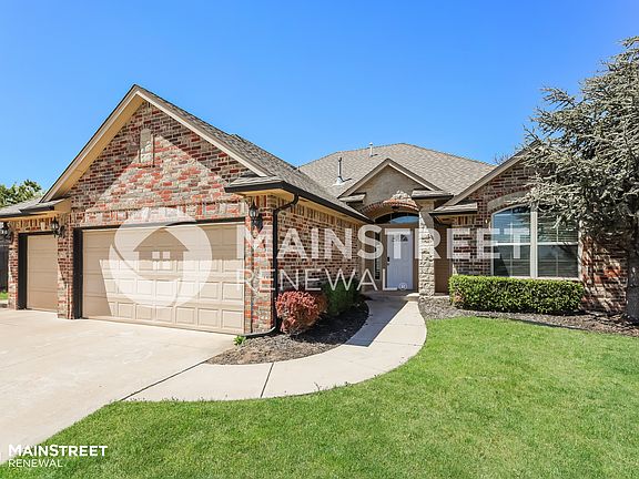 4th image of 16317 Napa Cir