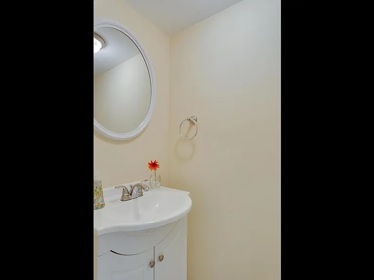 9884 High Water Ct — Photo 15