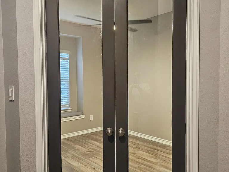 114 Longhorn Run Dr — Photo 3