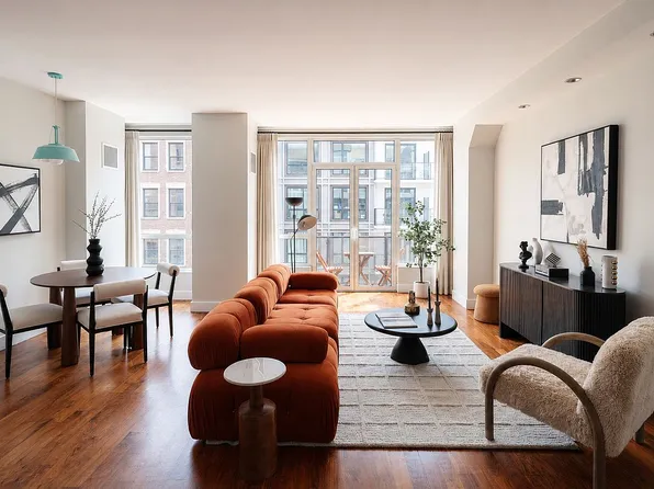 214 N 11th St APT 5A, Brooklyn, NY 11211