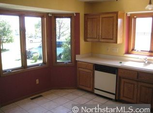 13190 Orchid St NW, Coon Rapids, MN 55448