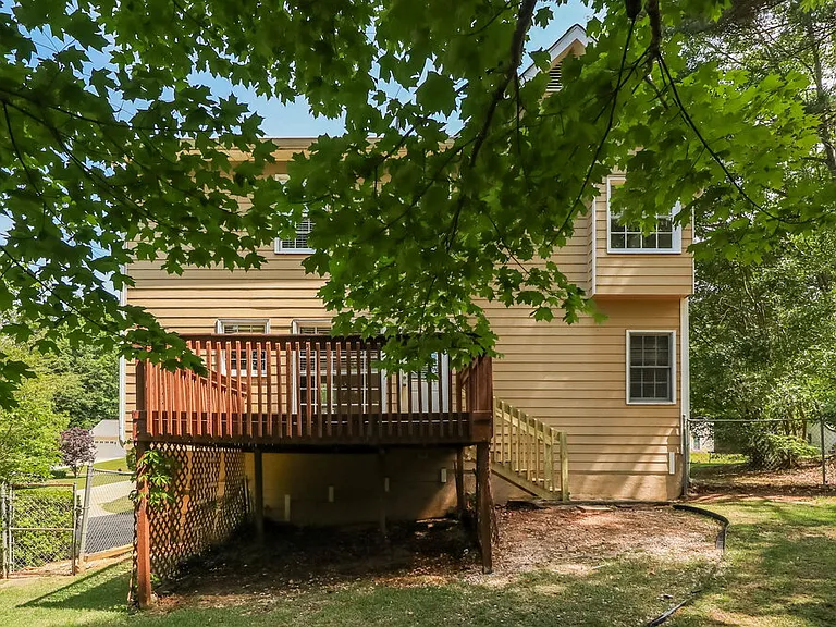 2981 Sutton Dr SW — Photo 18