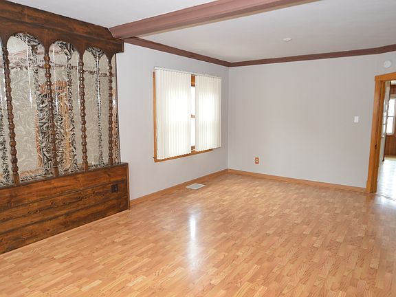 2nd image of 4132 Amelia Ave