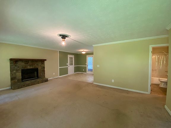 5th image of 197 Bakers Bridge Cir