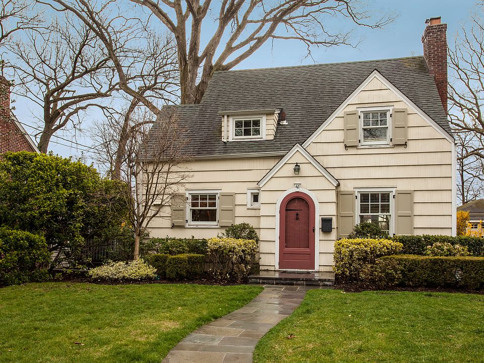 1st image of 41 Edgewood Ave