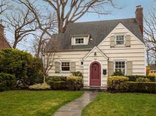 41 Edgewood Ave, Larchmont, NY 10538