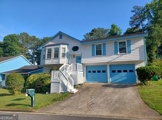 6329 Phillips Creek Dr, Lithonia, GA 30058