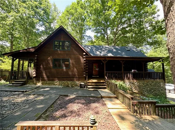 867 Shew Ridge Mission Rd NW, Wilkesboro, NC 28697