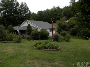 2255 Flatwood Rd, Lenoir, NC 28645