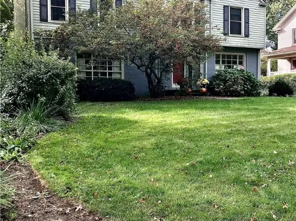 253 Gypsy Ln, Youngstown, OH 44504