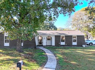 2000 Glasgow Dr, Dothan, AL 36301
