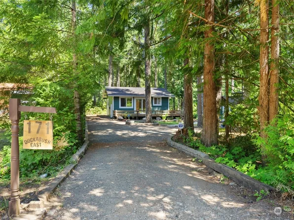171 N Duckabush Drive E, Hoodsport, WA 98548