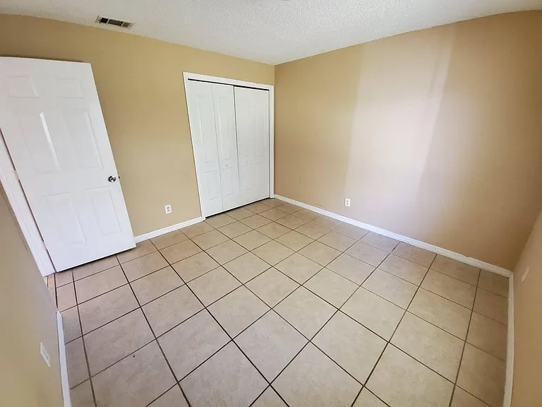 837 Del Prado Dr — Photo 7