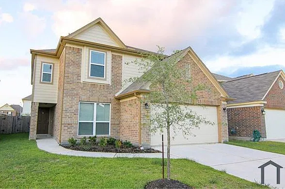 5 bed, 2695 sqft, $3,500 — Photo 1