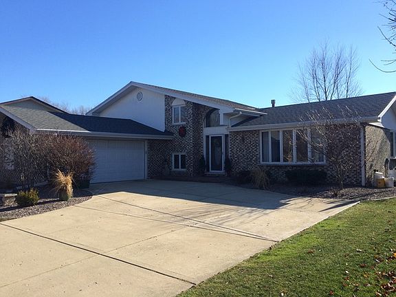2nd image of 11829 Chisholm Trl