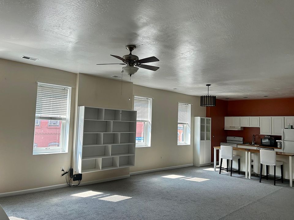 Large Loft-like Great Room - tons of natural light - high ceilings