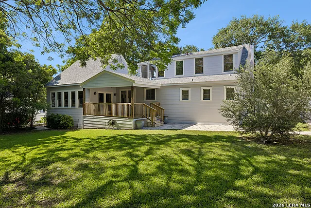 120 Lamont Ave — Photo 58