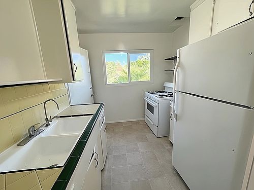 4th image of 1822 W Silverlake Dr #4