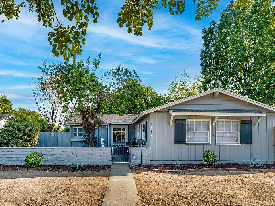 1st image of 16856 Rinaldi St