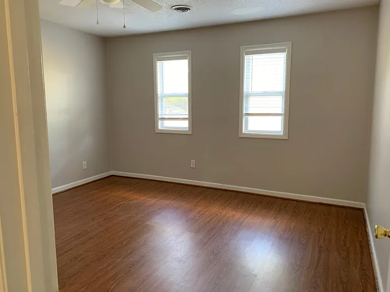 3605 Leaning Tree Ct — Photo 12