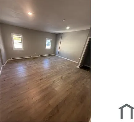 122 Main St #14 — Photo 6