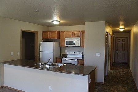 2nd image of 2422 39th St APT 203