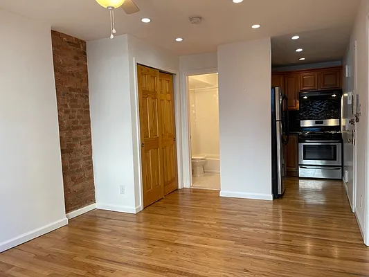 Rented by Corcoran | media 7