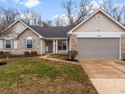 1808 Westlake Ct, Pacific, MO, 63069