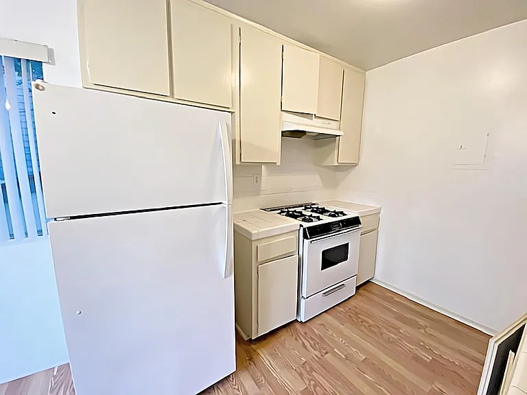 25 Westwind St #1 — Photo 6