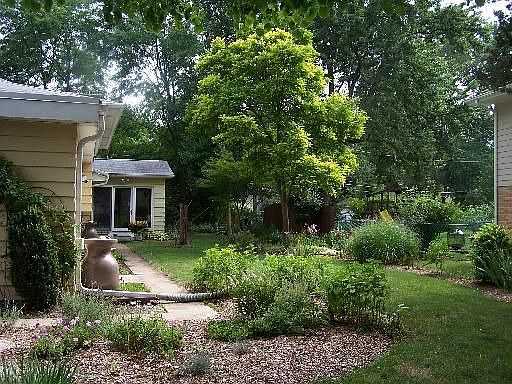 2nd image of 106 Fernwood Dr
