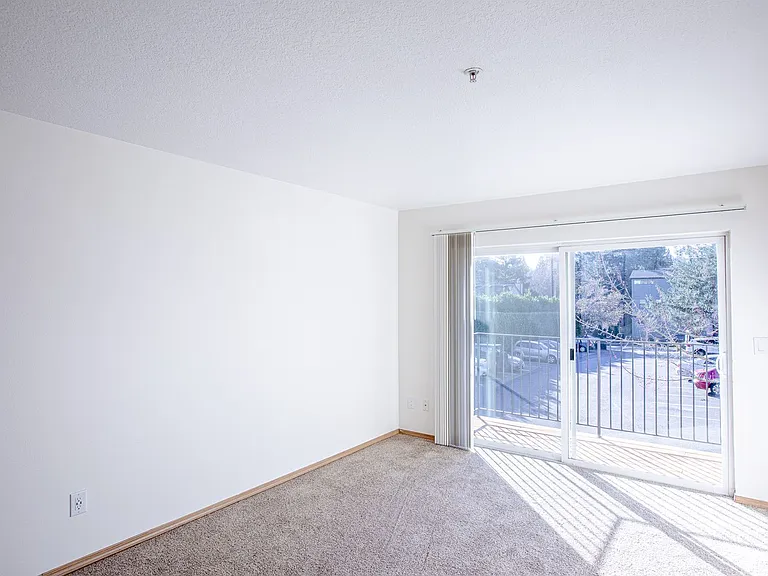 4611-4631 SW Luradel St — Photo 57