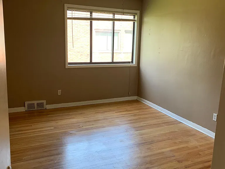 25777 Woodward Ave #203 — Photo 6