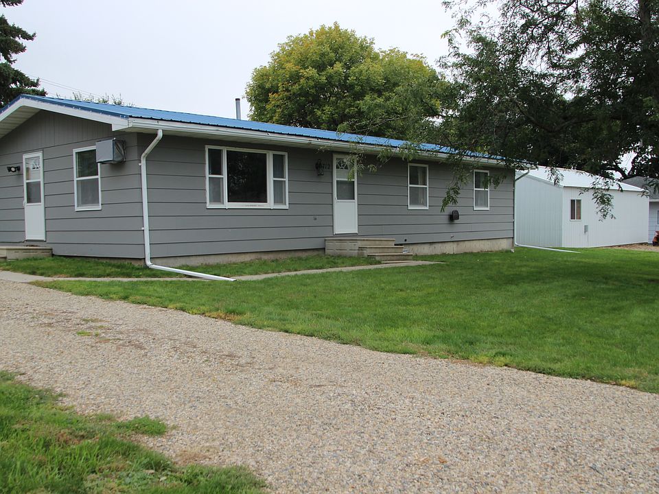 Front of Home/Garage