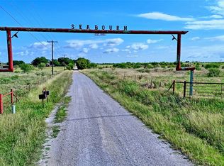 576 Seabourn Rd, Henrietta, TX 76365