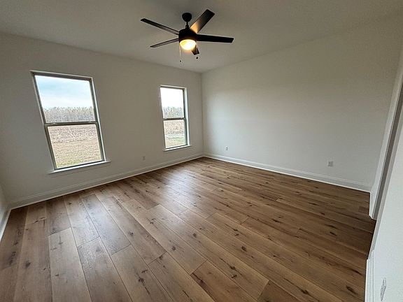 5th image of 115 Spring Grove Loop