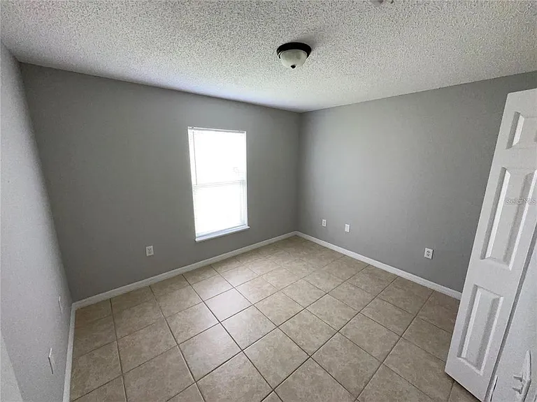 723 Parrot Ct — Photo 26