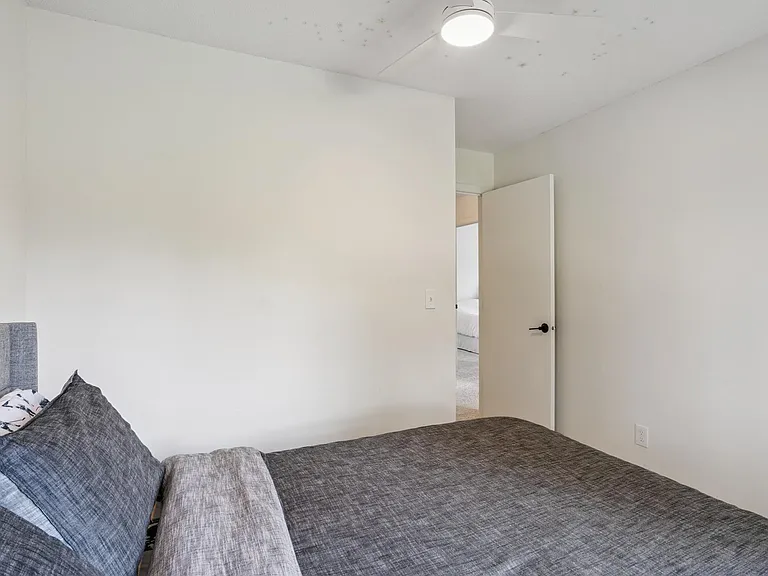 10144 67th Ln N — Photo 28