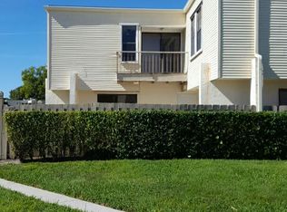1638 Shaker Cir, Wellington, FL 33414