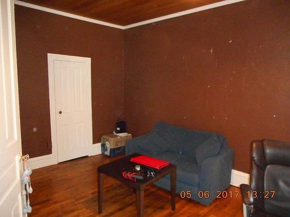 5th image of 521 S Westnedge Ave