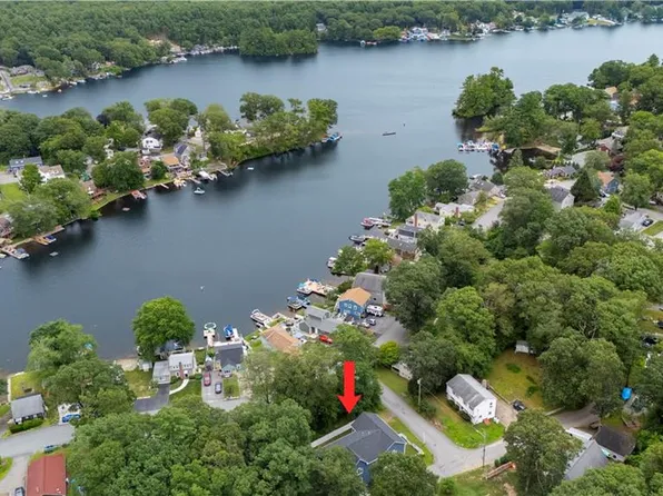 70 Shady Ln, Pascoag, RI 02859