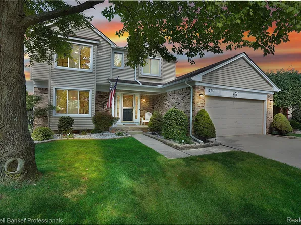 1773 Hillman Dr, Troy, MI 48083