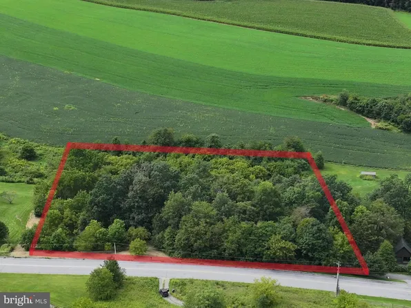 89 Oswald Rd, Lenhartsville, PA 19534